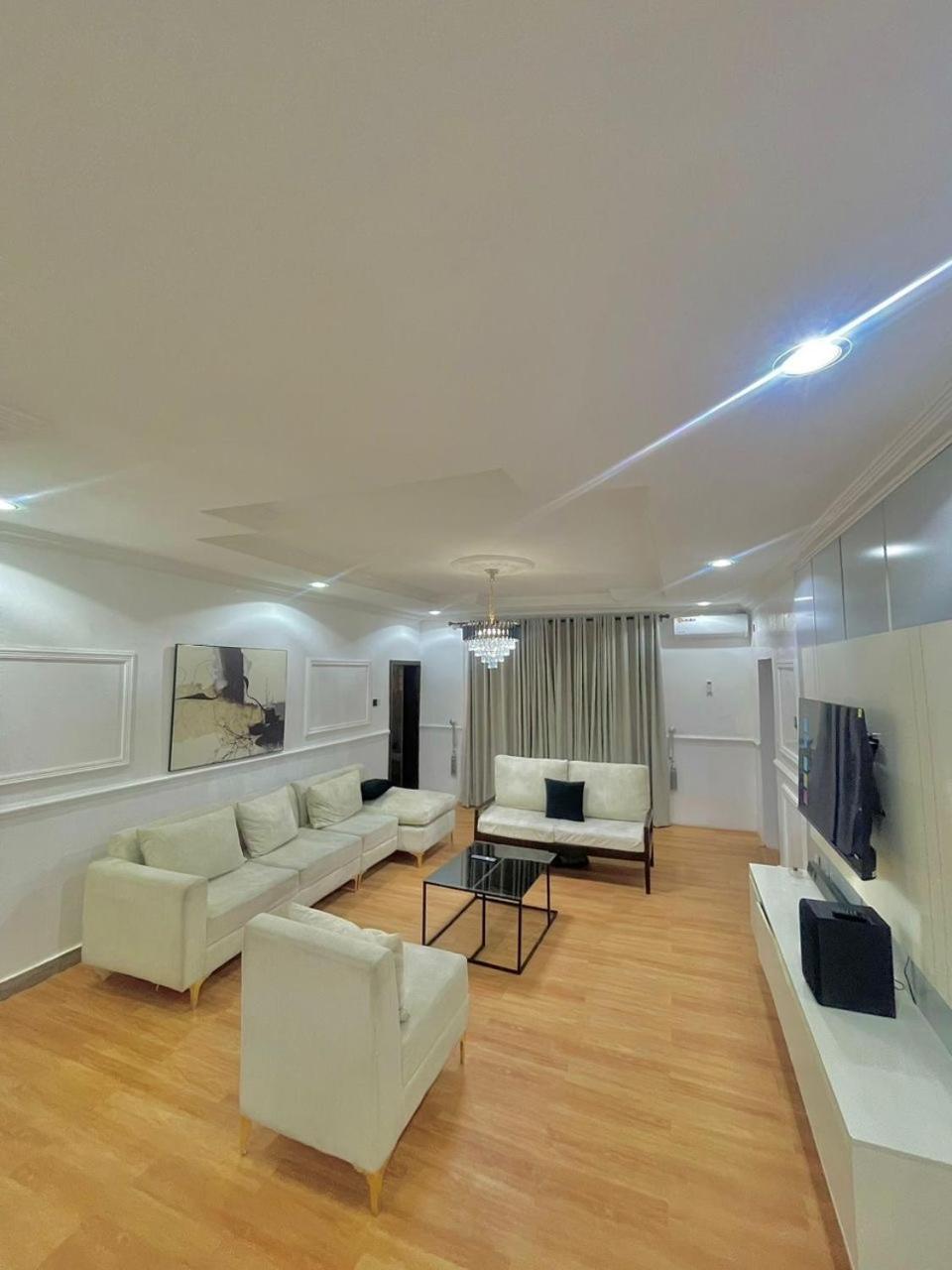 Akalis Homes Abuja Exterior photo